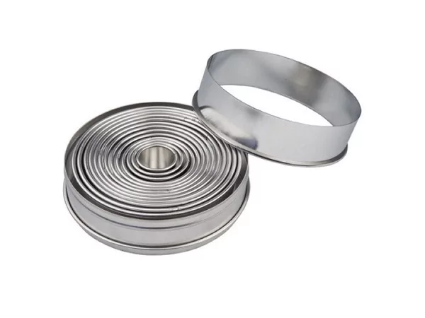 Set emporte-pièces - 14-pcs ronde cannelure 12cm