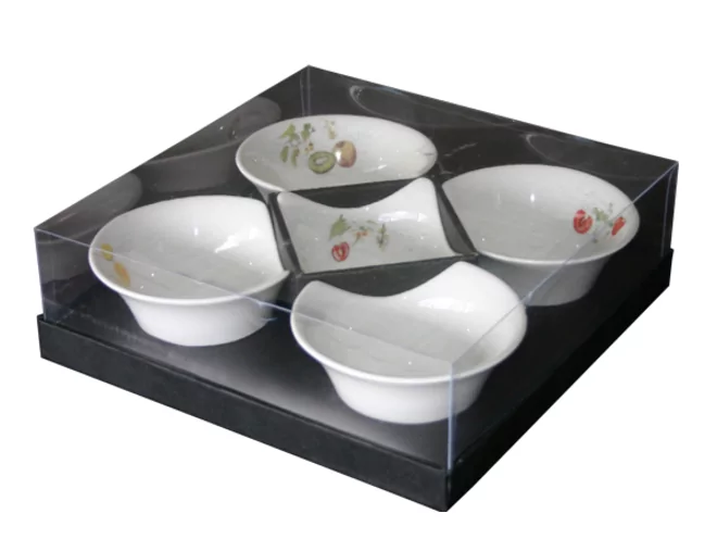 5 pcs set apetisers decorated in porcelan