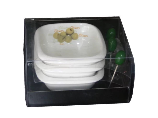 Set van 3 porseleinen kommetjes  m/prikker deco olijf OP=OP